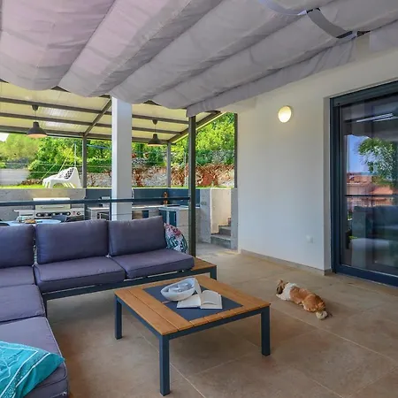 Bellavu Vila